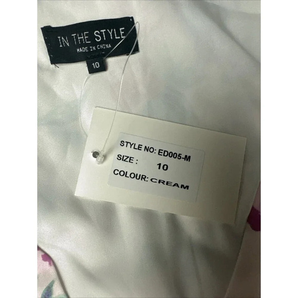 In The Style Maternity Darby Dress Puff Sleeve Multi US 6- UK 10 New - Picture 9 of 16